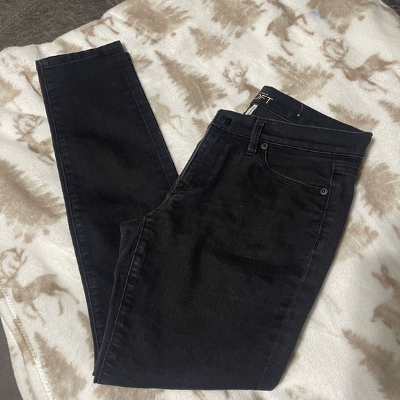 Loft Black Jeans - Picture 1 of 3